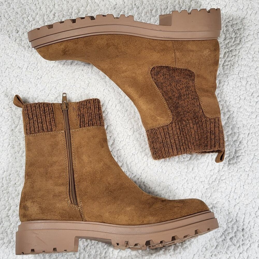 NEW Bella Vita Gable Womens Block Heel Booties size 9N - Picture 2 of 6